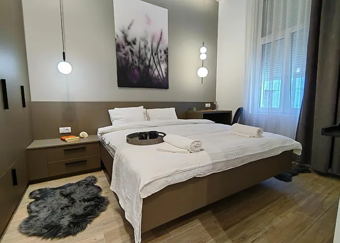 Rajiceva For 4 One Bdr One Living Room Knez Mihailova